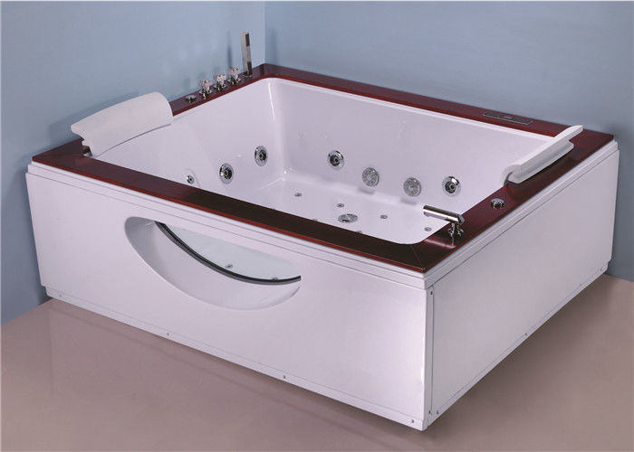 Vasca Per Due Persone Dell interno Vasca D inzuppamento Della Jacuzzi vasca-per-due-persone-dell-interno-vasca-d-inzuppamento-della-jacuzzi